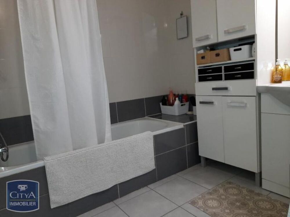 location Appartement - 2 pièce(s) - 44 m² Bourgoin-Jallieu (38300)