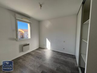  Appartement à louer 3 pièces 64 m²