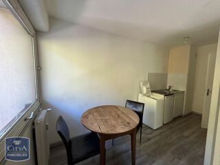  Appartement à louer 1 pièce 28 m²