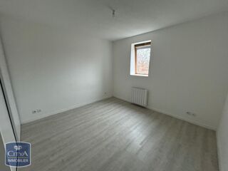  Appartement à louer 3 pièces 56 m²