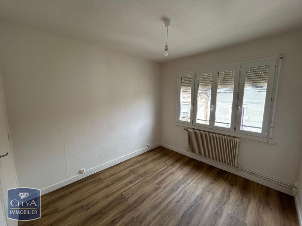 ROANNE - GRAND T3- GARAGE Venez découvrir cet appartemen....