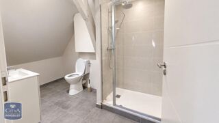  Appartement à louer 1 pièce 42 m²