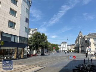  Appartement à louer 1 pièce 24 m²