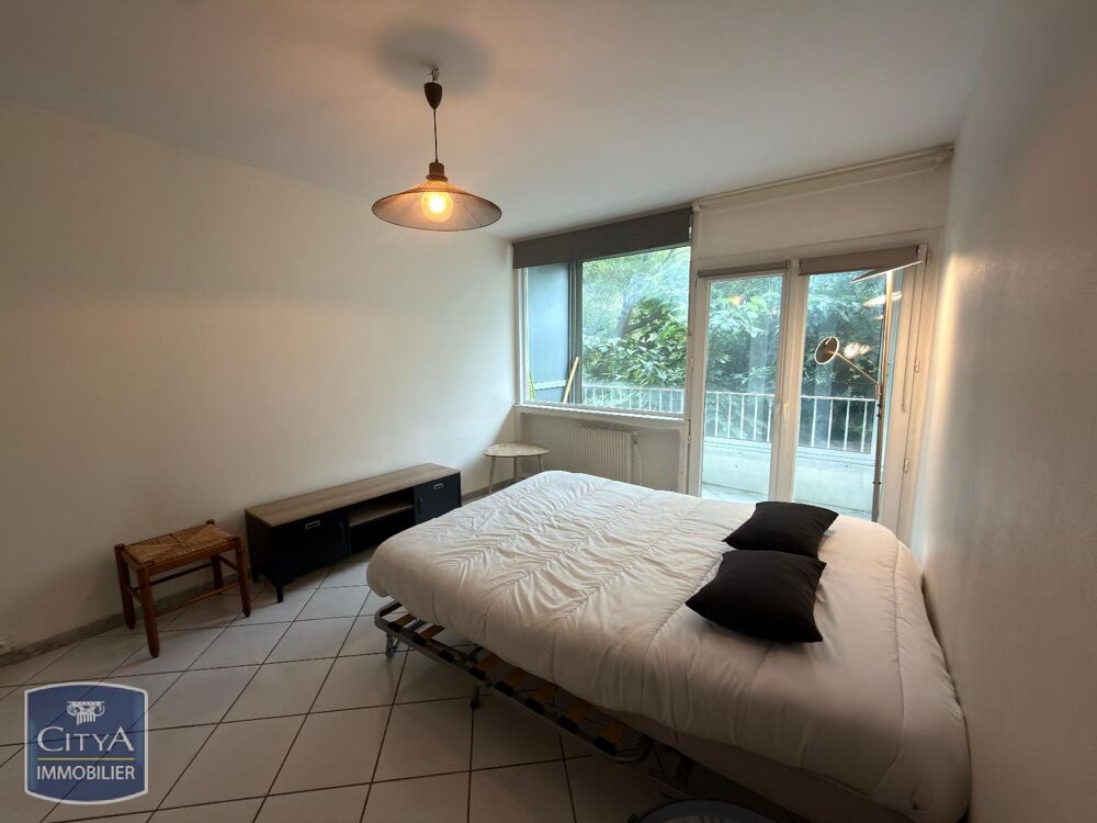 location Appartement - 1 pièce(s) - 28 m² Marseille 9