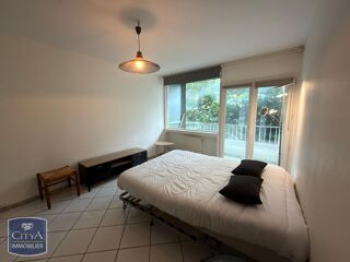  Appartement à louer 1 pièce 28 m²