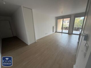  Appartement à louer 3 pièces 67 m²