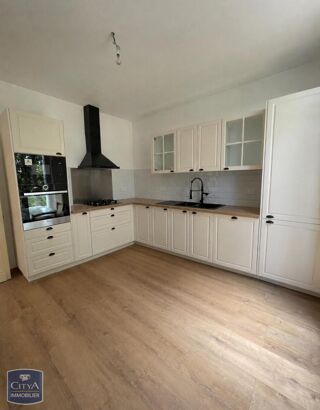  Maison à louer 5 pièces 124 m²