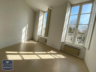  Appartement à louer 2 pièces 38 m²