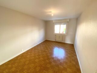  Appartement � louer 4 pi�ces 92 m�