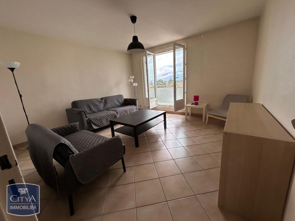 À LOUER : T4 MEUBLE : 3 CHAMBRES ! Découvrez cet apparte....