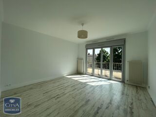 Appartement à louer 2 pièces 45 m²