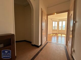  Appartement à louer 3 pièces 91 m²
