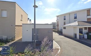  Parking / Garage à louer 