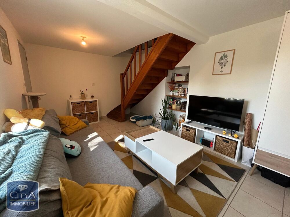 À LOUER - Maison T3 de 58 m² avec terrasse, balcon et ga....