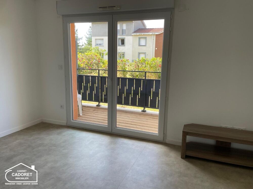 Ste Marie Bocage - Apt T2 42m² - Parking + cellier - rés....