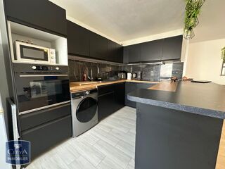  Appartement � louer 4 pi�ces 78 m� Avignon