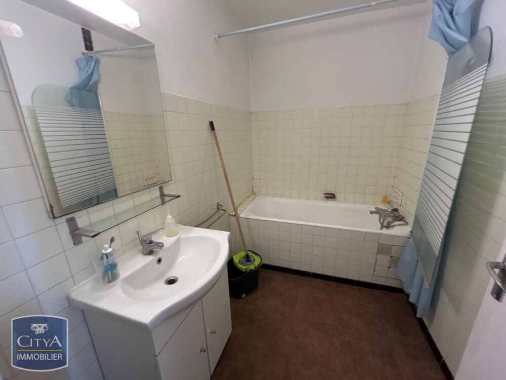 location Appartement - 3 pièce(s) - 64 m² Pau (64000)