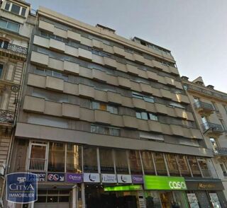  Parking / Garage à louer 