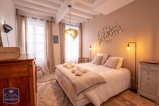  Appartement à louer 3 pièces 121 m²