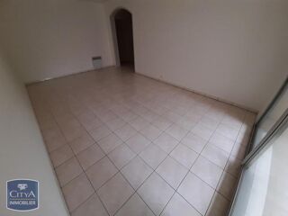  Appartement à louer 3 pièces 74 m²