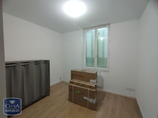  Appartement à louer 4 pièces 74 m²