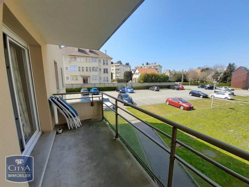 À LOUER : Appartement T2 à Dieppe, situé au premier étag....