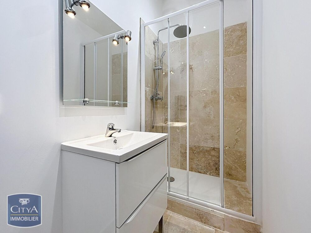 location Appartement - 1 pièce(s) - 18 m² Bagnols-sur-Cèze (30200)