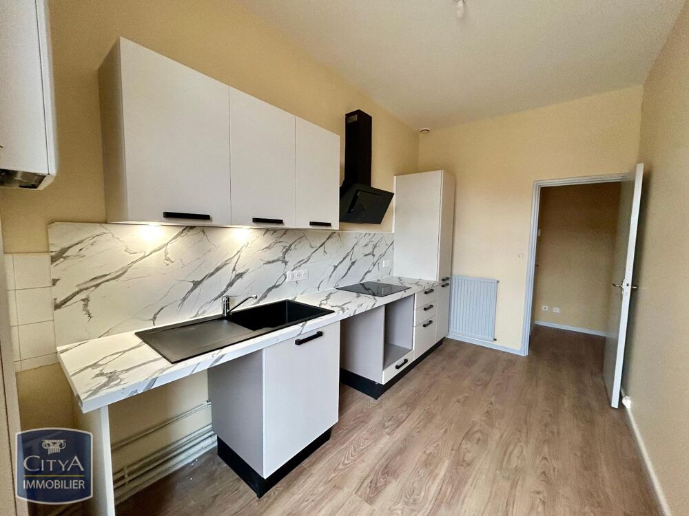 À LOUER : Appartement T3 avec une place de parking situé....