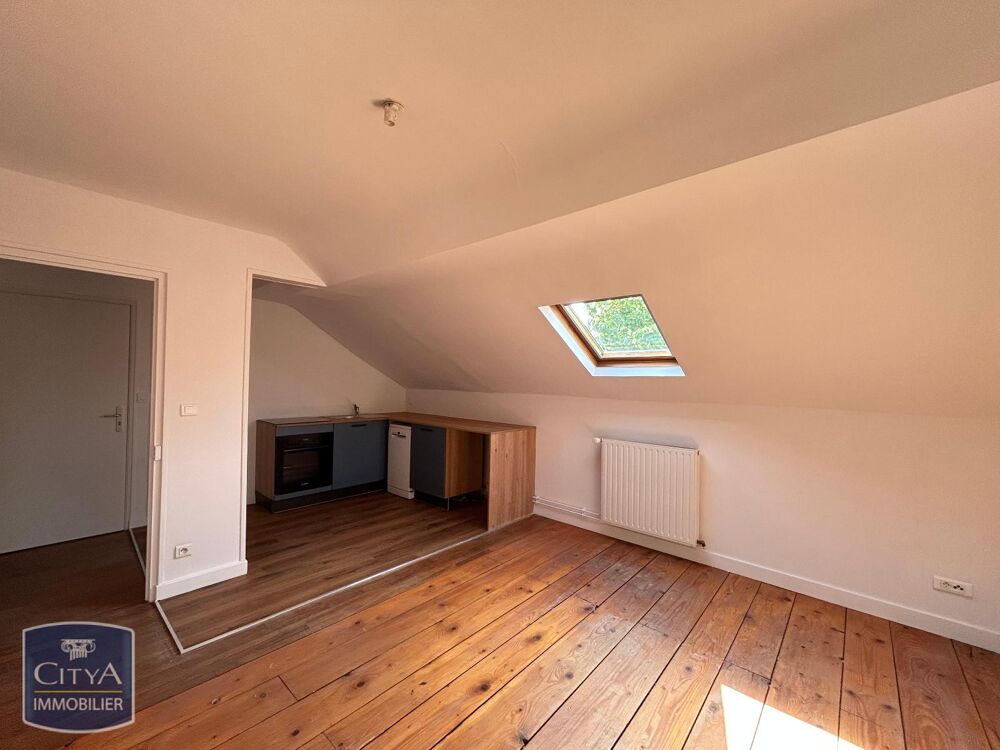 À LOUER : Appartement rénové T3 situé dans la charmante ....