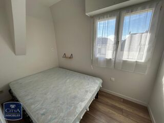  Appartement à louer 2 pièces 31 m²