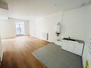  Appartement à louer 2 pièces 64 m²