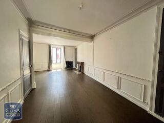  Maison à louer 6 pièces 137 m²