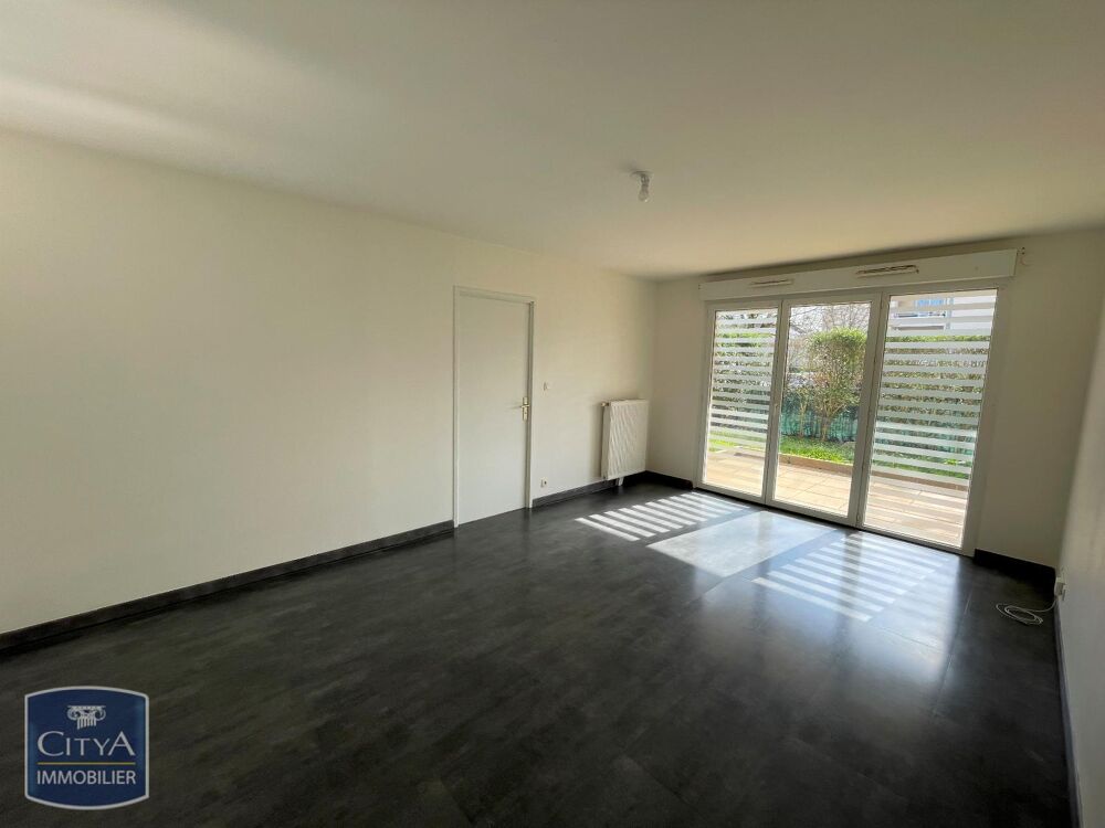 EXCLUSIVITÉ - APPARTEMENT 3 PIÈCES AVEC JARDIN En locati....