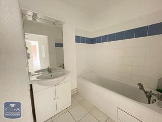  Appartement à louer 2 pièces 44 m²