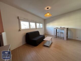  Appartement à louer 2 pièces 37 m²