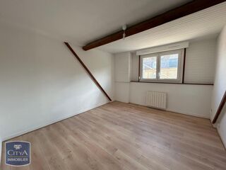  Appartement à louer 3 pièces 66 m²