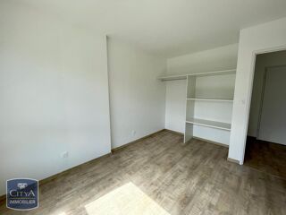  Appartement à louer 3 pièces 66 m²