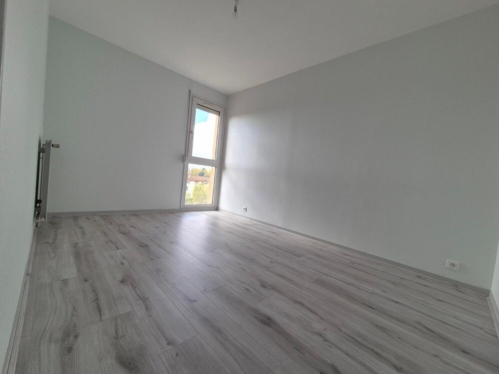 location Appartement - 2 pièce(s) - 52 m² Mâcon (71000)