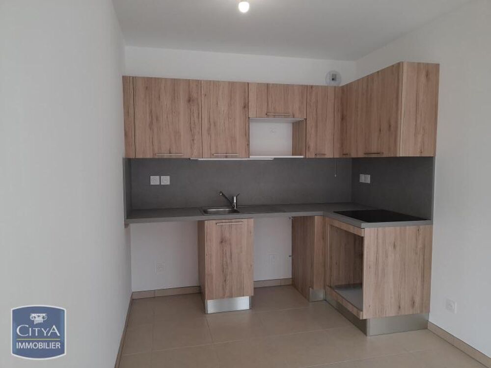 location Appartement - 2 pièce(s) - 42 m² Roquebrune-sur-Argens (83520)