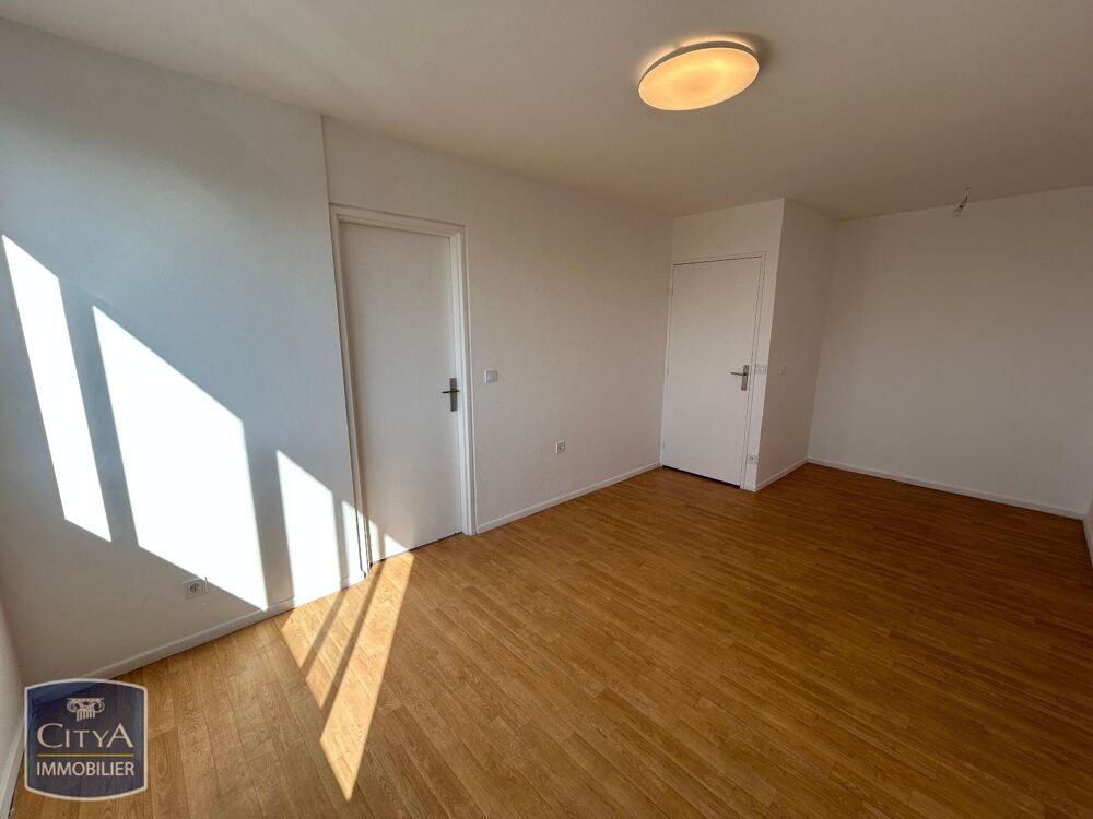 À LOUER : Appartement T1 situé à La Madeleine. Ce bien i....