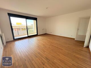  Appartement à louer 3 pièces 80 m²