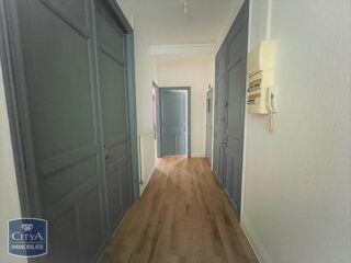  Appartement à louer 3 pièces 73 m²