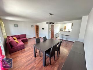  Appartement à louer 4 pièces 63 m²