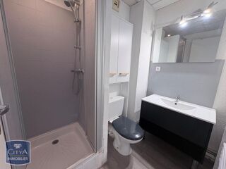  Appartement à louer 2 pièces 28 m²