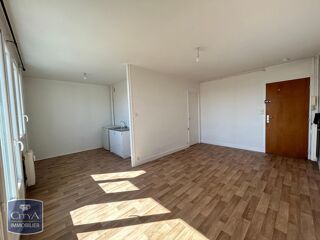 Appartement à louer 1 pièce 28 m²