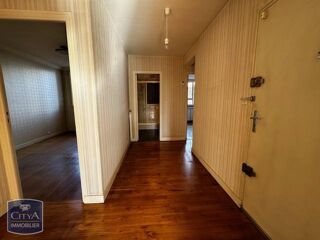  Appartement à louer 3 pièces 61 m²