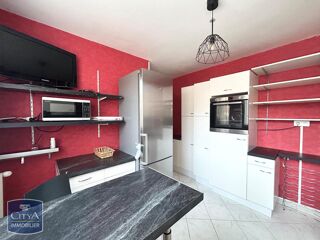  Appartement à louer 4 pièces 74 m²