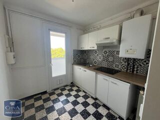  Appartement à louer 3 pièces 65 m²