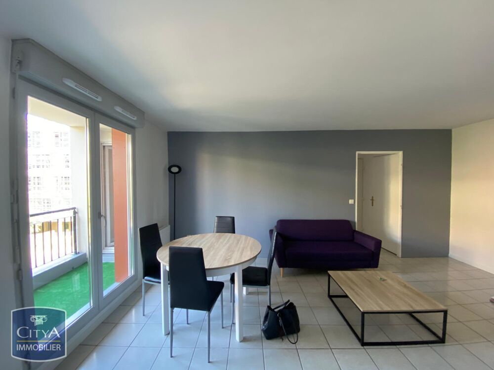 location Appartement - 2 pièce(s) - 49 m² Valenciennes (59300)