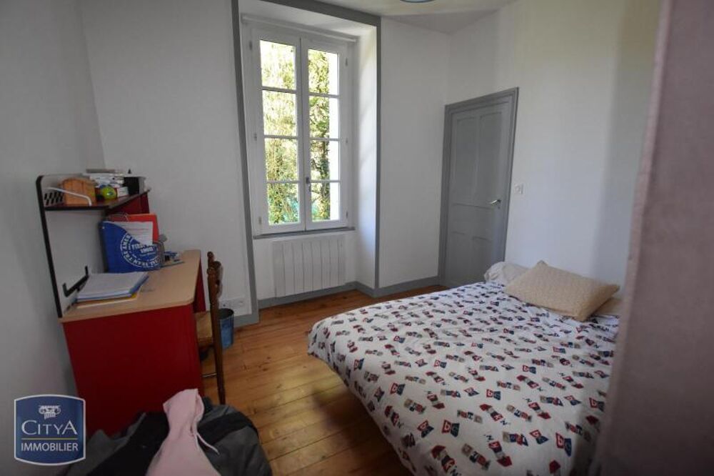 À louer : Appartement T3 situé à Mortagne sur Sèvre, dan....